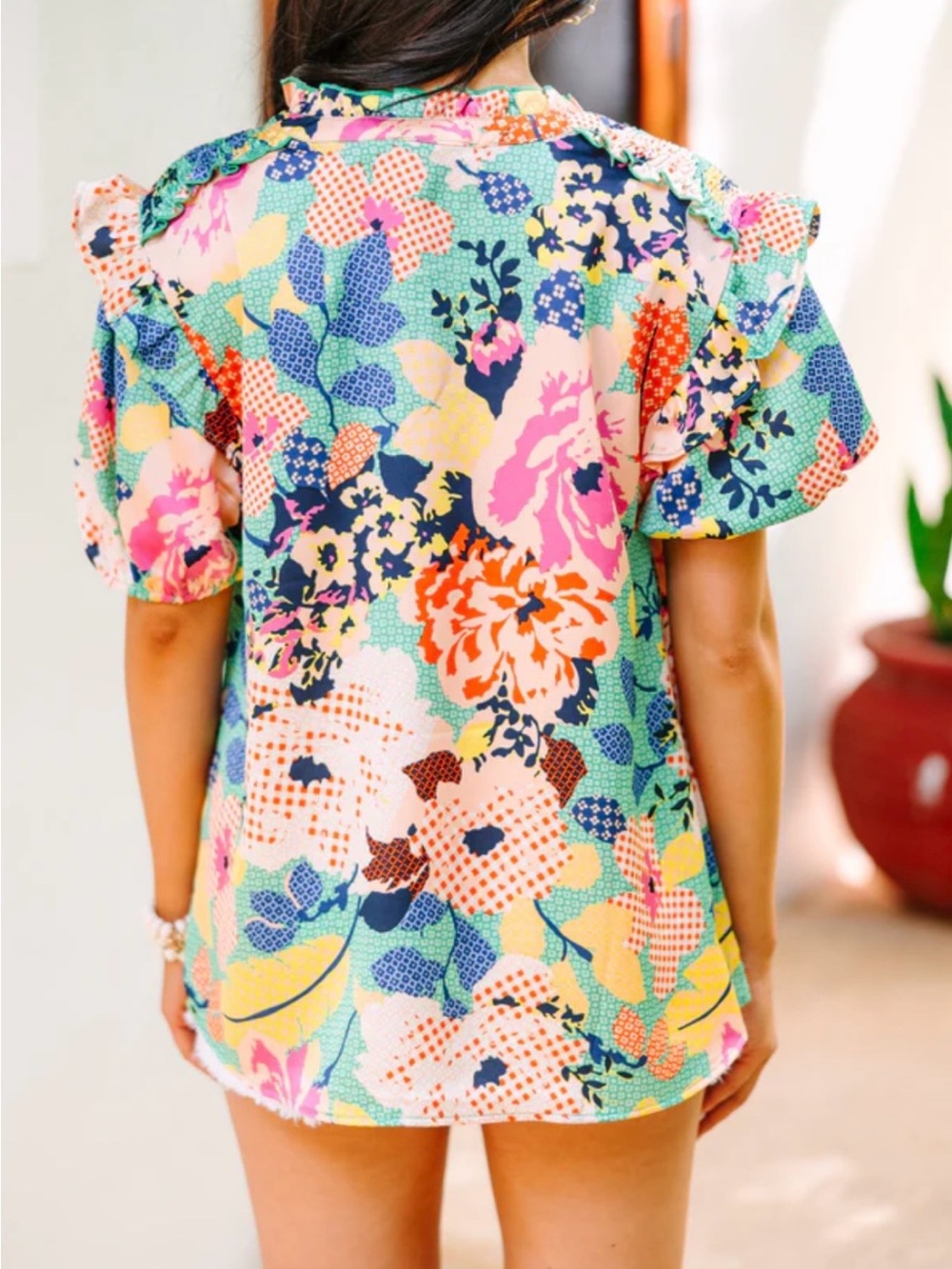 entro Multicolor Floral Patchwork V-Neck Ruffle Sleeve Top - Picture 6 of 9